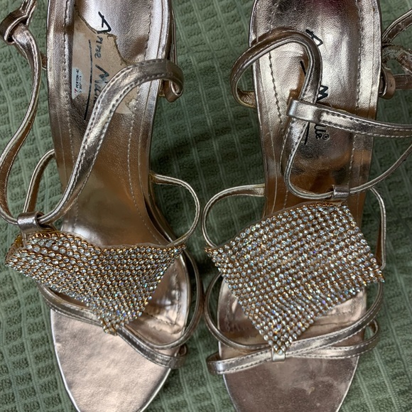Anne Michelle Shoes - Women’s gold rhinestone heels
